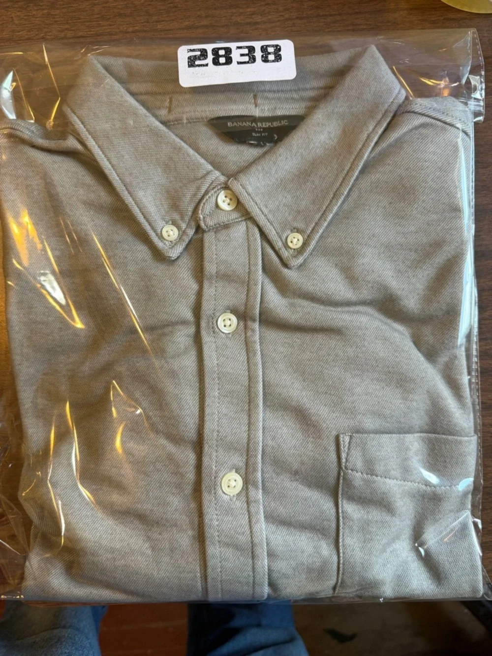 Banana Republic Men's Light Gray Button-Down Shirt